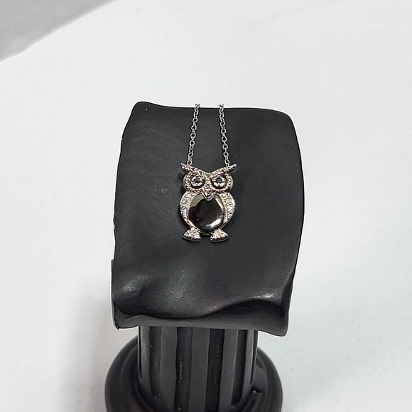 925 Sterling Silver Enamel Owl Charm Delicate 18 inch Silver Chain Necklace - Picture 9 of 10